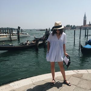 Meet your Posher, Desiree